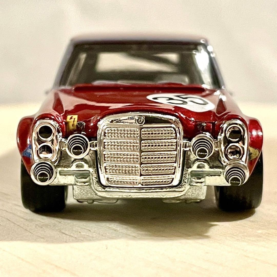 Hot Wheels Mercedes-Benz 300SEL 6.8 AMG Diecast Car Collectible