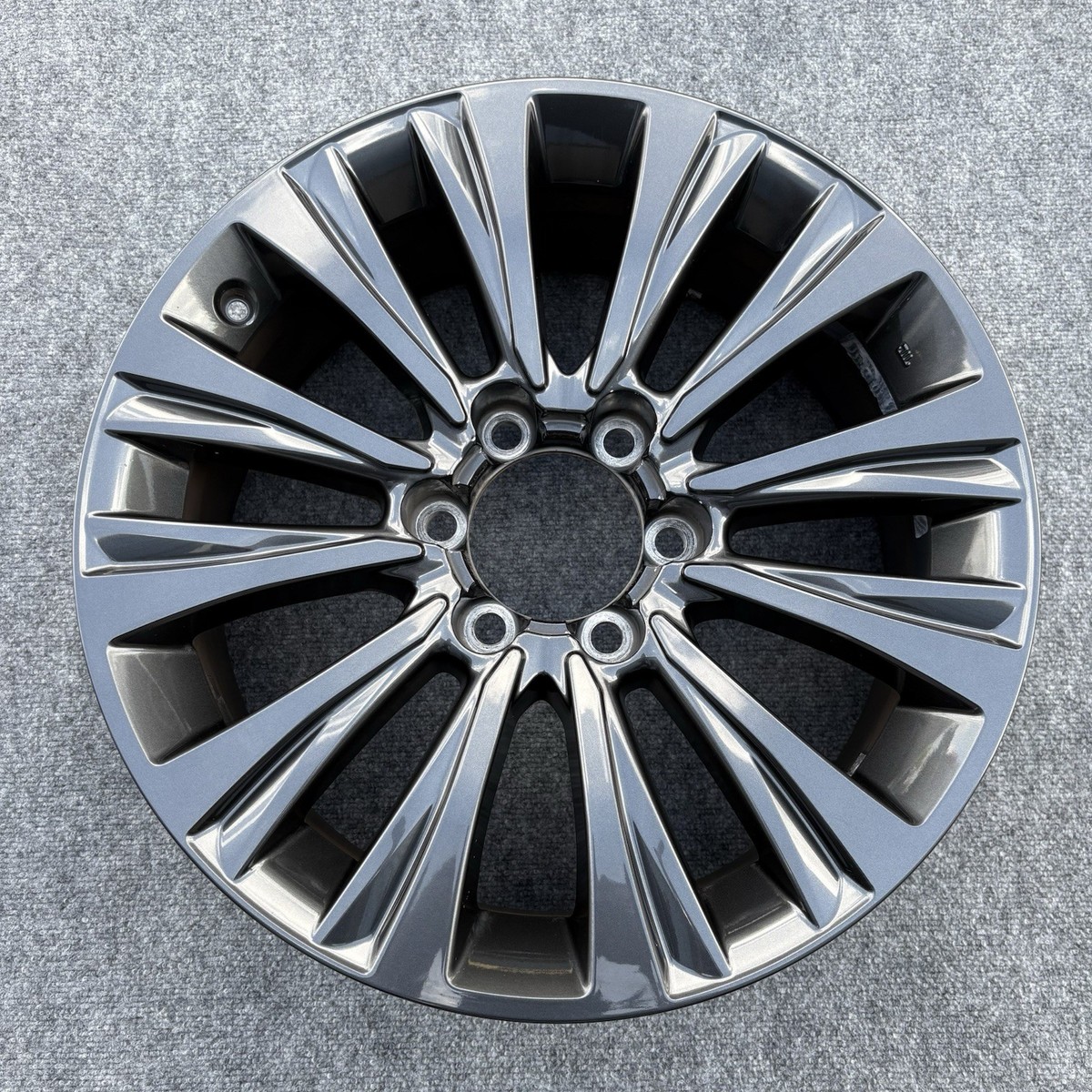 SINGLE 19 INCH WHEEL LEXUS GX460 2020-2023 OEM GENUINE CHARCOAL