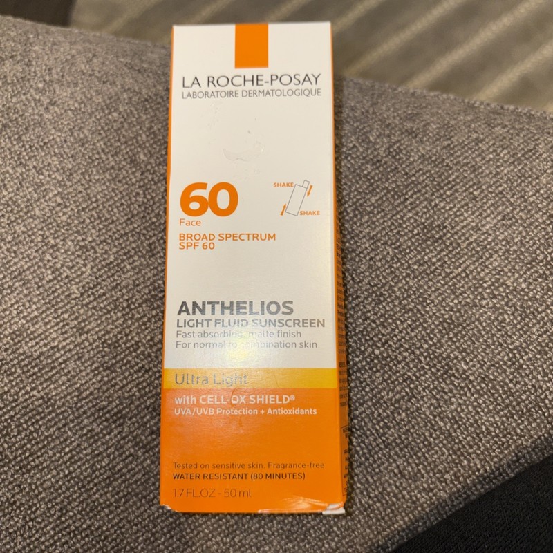 La Roche-Posay Anthelios Light Fluid Sunscreen SPF60 Ultra Light 1.7oz /50ml