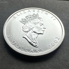 1 Oz Fine Silver Maple Leaf Coin 99.9 Queen Elizabeth II 5 Dollars 2002