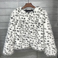 Women Winter Warm Faux Fur Round Neck Jacket Long Sleeve Short Black White Coat