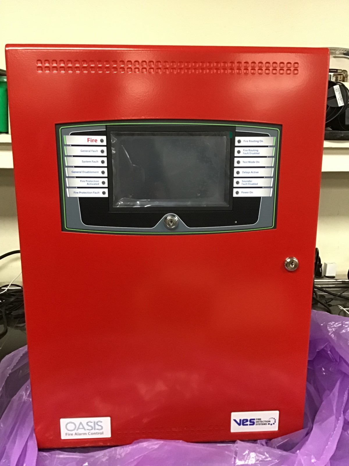Avenger OA303H4-10 Oasis Deep Cabinet