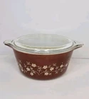VTG PYREX Trailing Flower Covered Casserole Dish & Lid 474B 1.5L Burnt Orange