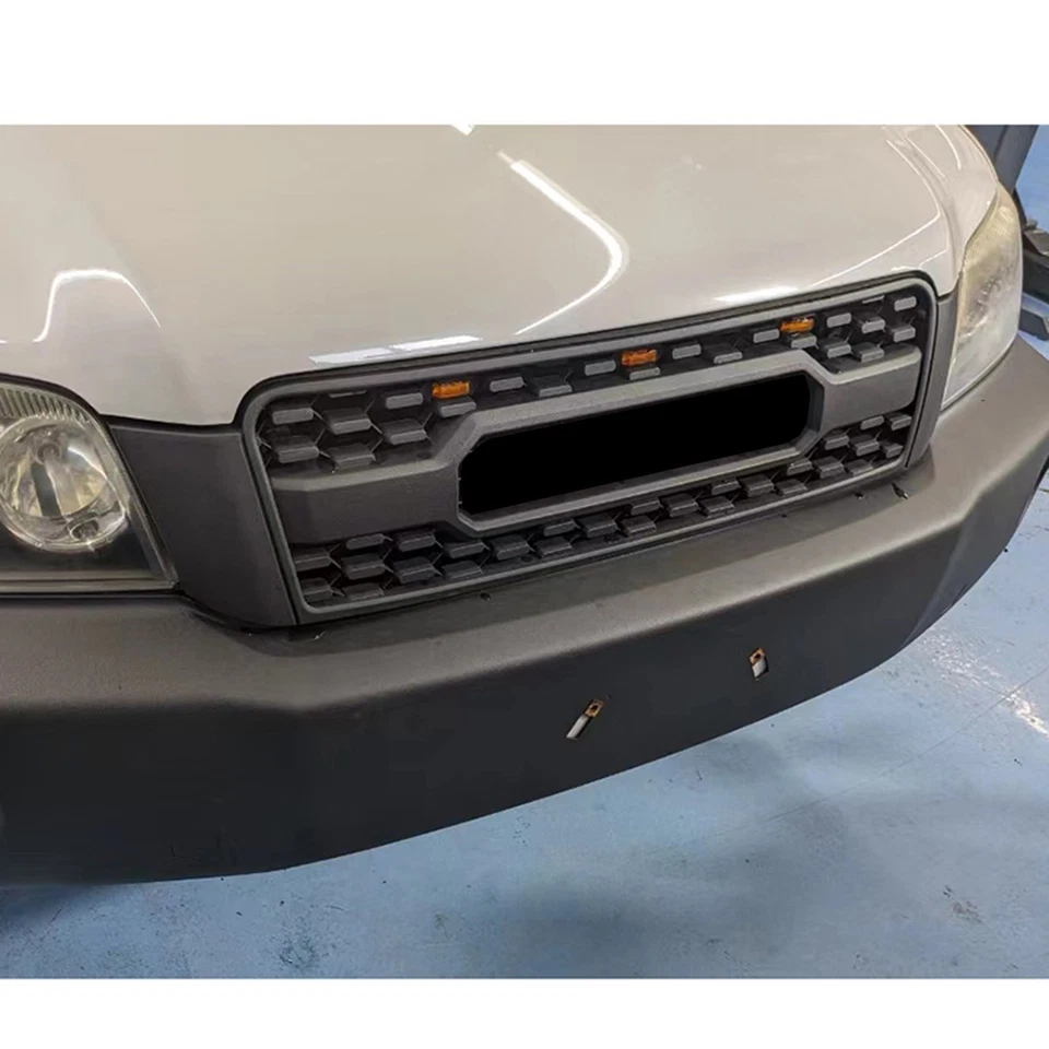 Rejilla negra mate para Toyota Highlander Kluger XU20 2004-2007 con luz Foto 4 de 4