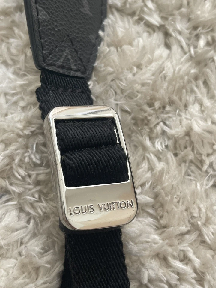 Sac à bandoulière Outdoor Messenger Louis Vuitton en cuir noir et toile enduite - Photo 4/4