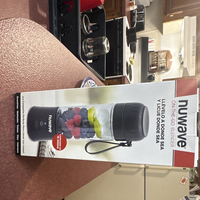 NuWave The Go Portable Battery Handheld Blender w/ Bottle 16 oz Black
