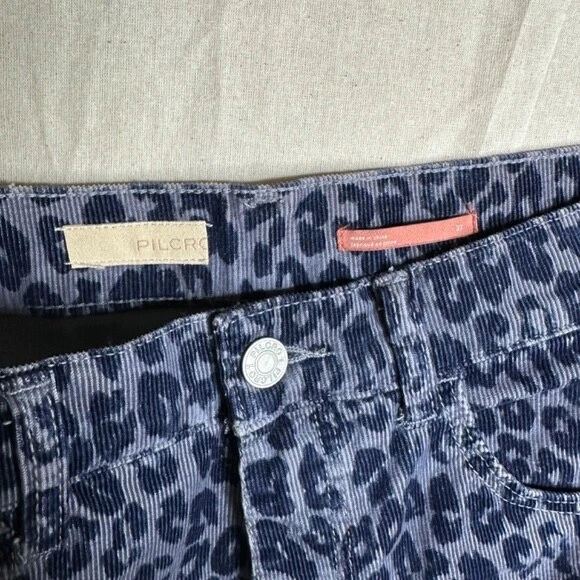 Bermudas Largas Anthropologie Pilcro Pana Azul Estampado Leopardo Talla 27 Foto 4 de 4