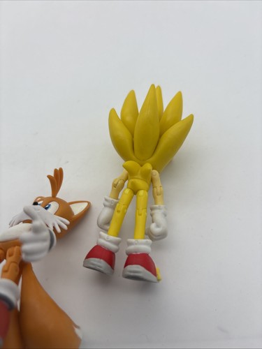Jazwares Sonic Hedgehog Super Sonic & Tails Action Figure 3 Inch Sega - Picture 10 of 12