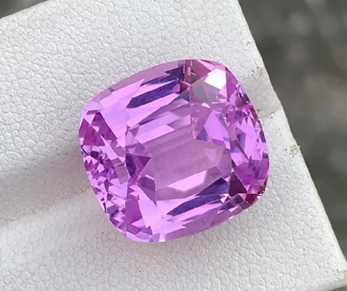 VVS 18.06 Ct Natural Deep Pink Kunzite Gemstone Cushion Cut From Afghanistan
