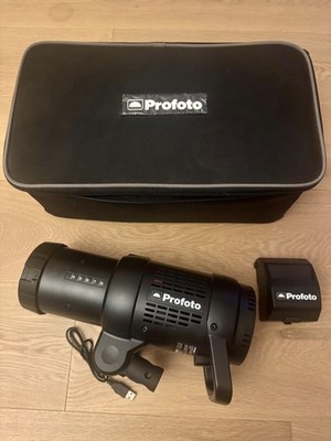 Profoto B1X 500 AirTTL   Mint Zustand   Akku top