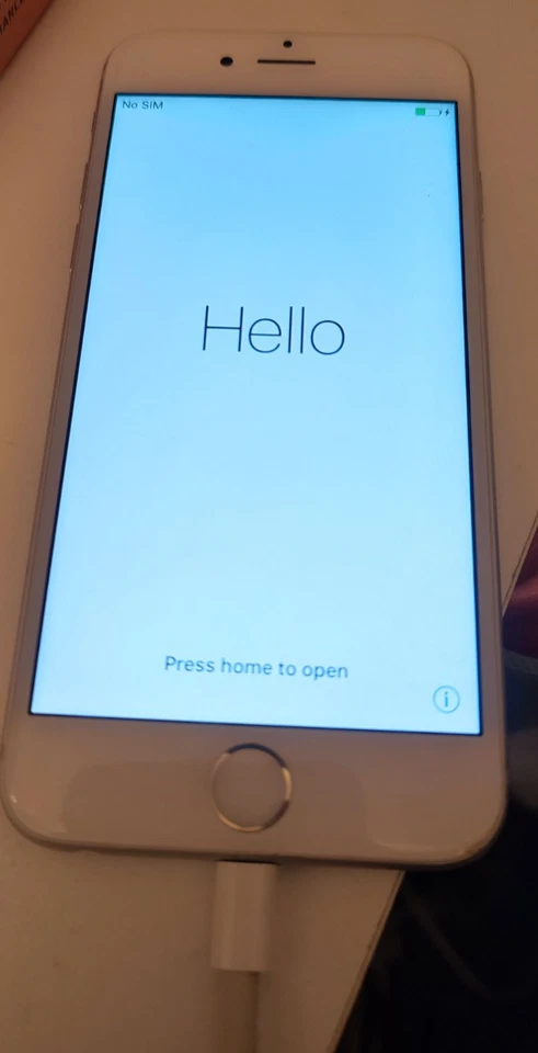 Boxed Apple iPhone 6 16GB 4G Silver - Grade Pristine Condition - Image 3 of 4