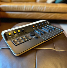 Telepathic Instruments Orchid ORC-300 with Limited Edition Case