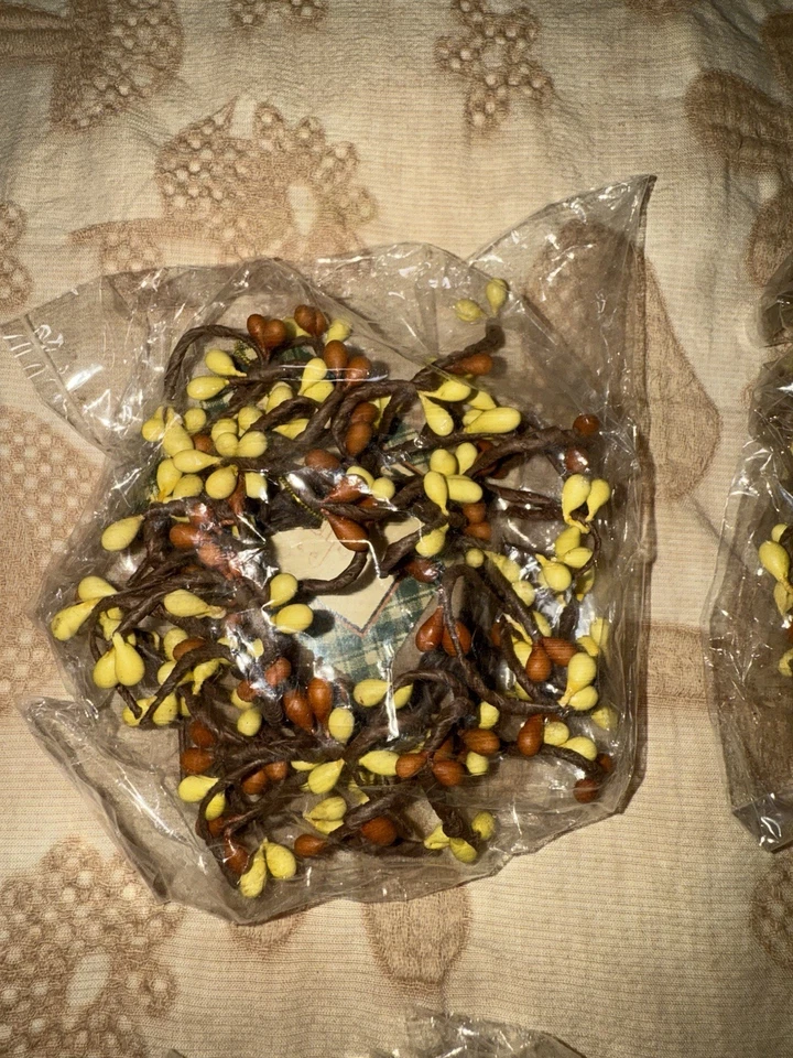 6 Taper Candle Napkin Rings Amber Coffee Pip Berry 6" Artificial Floral - Image 2 of 4