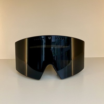 Nagelneue schwarze Ruroc Lite Schneebrille mit Hartschalenetui, Größe Small