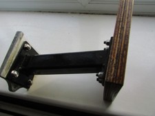 OUTBOARD MOTOR BRACKET