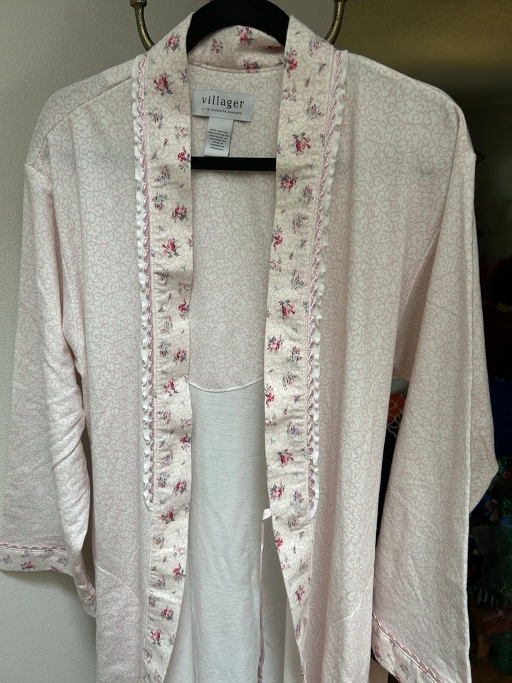 Bata Villager talla mediana rosa satinado envolvente redonda para mujer Liz Claiborne Co Foto 3 de 4