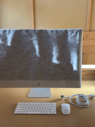 2020-21 Apple iMac 5K 27 inch 3.8GHz 8-Core i7, 8GB RAM, 512GB SSD, 5500XT 8GB - Picture 2 of 13