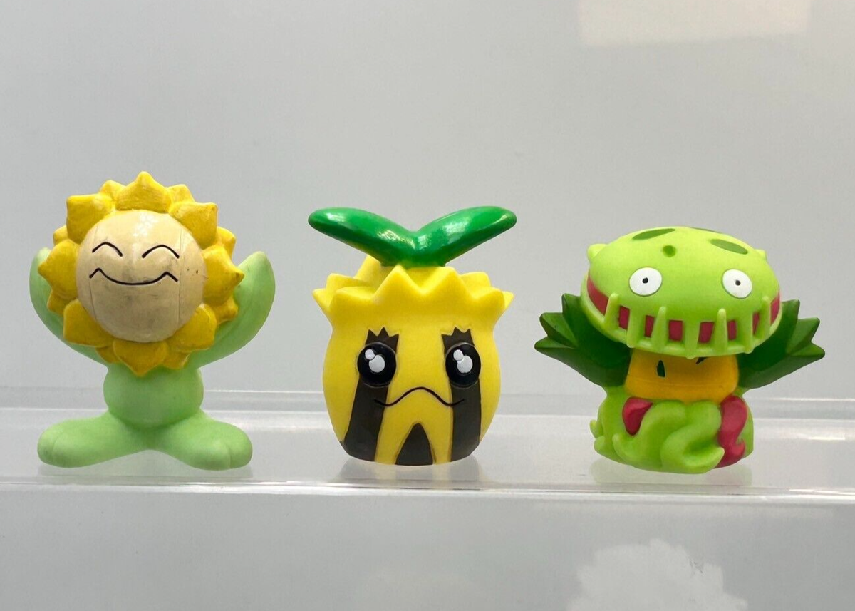 BANDAI Pokemon Sunflora Victreebel Carnivine Finger Puppet Figure