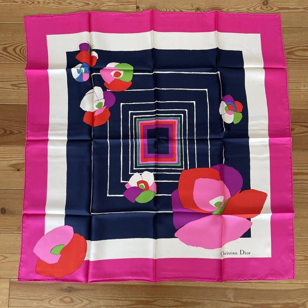 Foulard Christian Dior 76 cm 29
