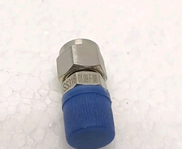 LOT DE 15 RACCORDS À COMPRESSION OMEGA SSLK-516-14 1/4NPT LIVRAISON GRATUITE - Photo 3/4