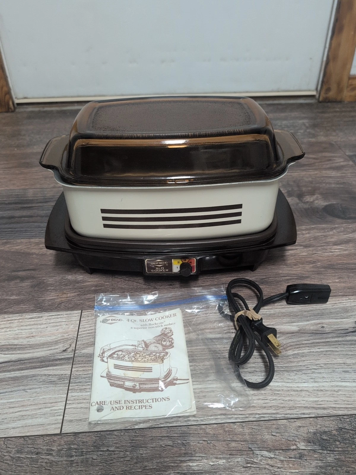 Vtg West Bend 4 Qt Quart Slow Cooker 5 Settings Amber Glass Lid- Complete Tested