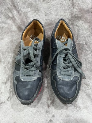 Pre owned Folded & Hung  Men's leather gray sneakers lace up rubber sole size 8