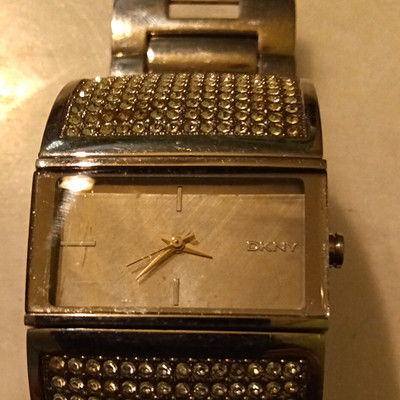 DKNY Women s Quartz Analog Rectangle Watch Silver Stainless Bracelet 30m