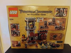 LEGO Pirates of the Caribbean: Whitecap Bay (4194)