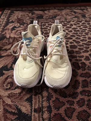 Nike React