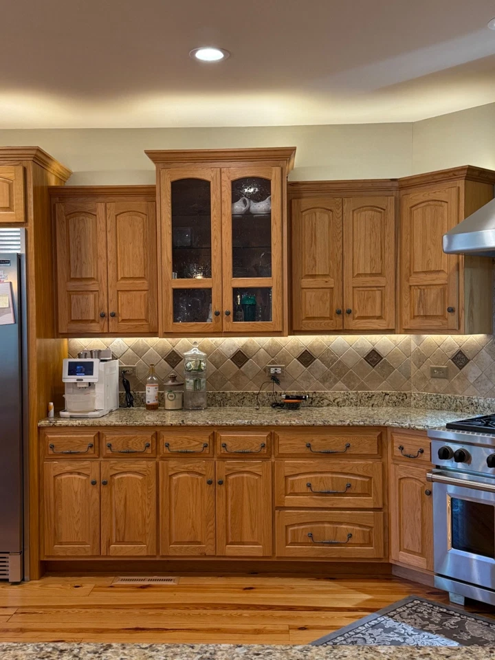 Kitchen cabinets and appliances - Image 3 of 4
