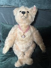 Steiff Limited Queen Mother GROWLER.  Pink Mohair 14” Wedgwood and embroidery 