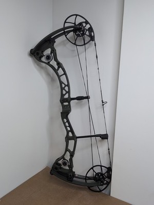 Bowtech CP28 - Right Hand - 70lbs - 24.5''-30'' - OD Green - A11150