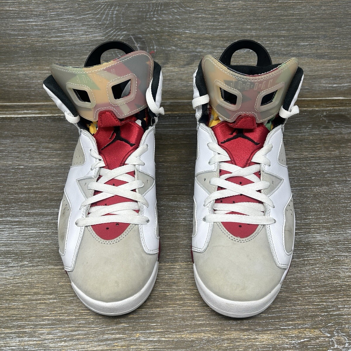 Nike Air Jordan 6 Retro 'Hare' White Red Sneakers CT8529-062 Nike Air Jordan 6 Retro 'Hare' White Red Sneakers CT8529-062