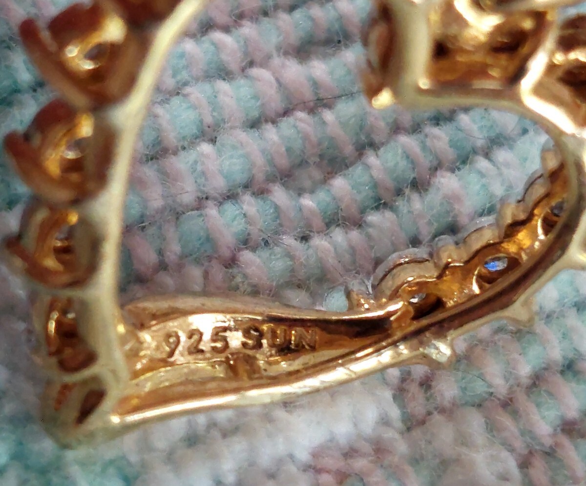 KA 1772 925 Italy Signed 18" Goldtoned Necklace & Heart Pendant Signed