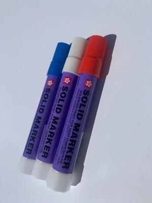 Sakura Solid Paint Marker  3 Pack