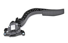 Cadillac GM OEM 17-18 XT5-Accelerator Pedal Travel Position Sensor 23134748