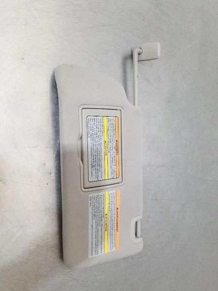 2013-2019 Nissan Frontier Sun Visor Driver Left Side in Grey color OEM - Imagem 4 de 4