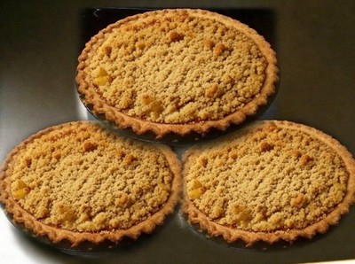 Fresh Baked Apple Crumb Pie 9  3 Pack   Homemade Style with Crumb Topping