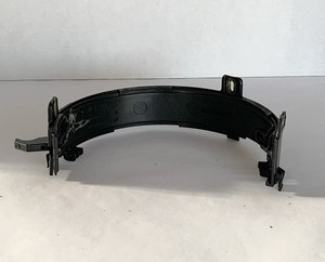 98-05 Volkswagen New Beetle Headlight Retainer Locking Mechanism RH Passenger