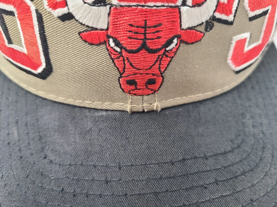 De colección Chicago Bulls Drew Pearson Marketing Snapback Gorra NBA Beige Negro Foto 4 de 4
