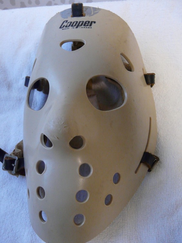 Vintage hockey goalie face mask Cooper HM7 REAL old school