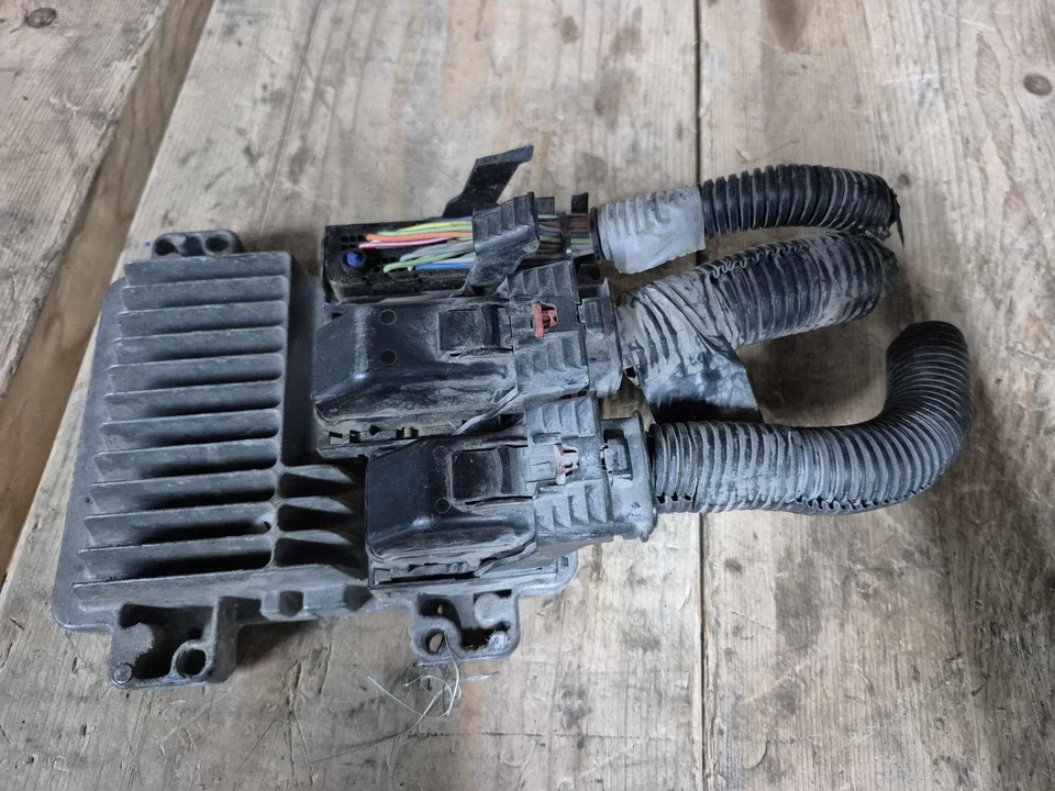 Caixa cerebral motor/motor 12605843 Buick Enclave 08 - Imagem 3 de 3