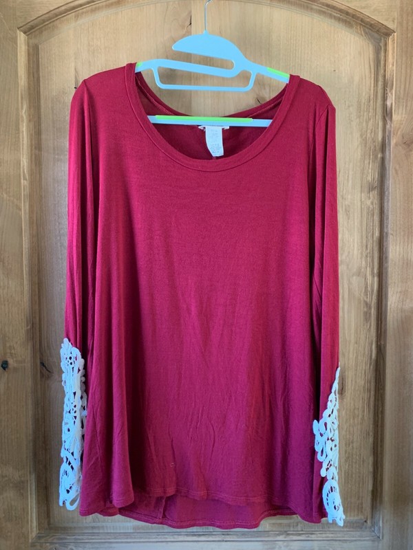 Hailey and Co. Long Sleeve Shirt Top sz M  Maroon