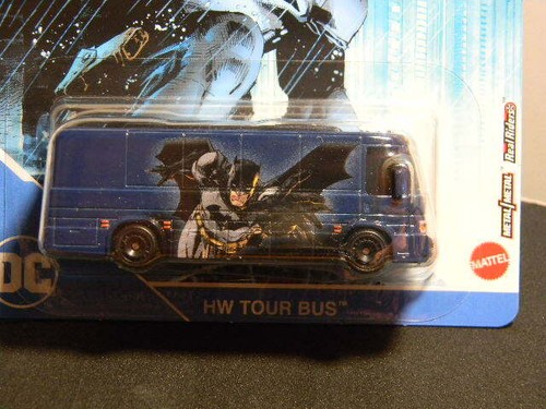 2021 Hot Wheels Premium, 'DC Batman' 4/5 "HW TOUR BUS" New Casting, Unopened  - Picture 2 of 10