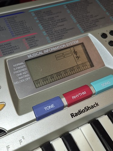 Vintage 90's RadioShack MIDI Keyboard MD-501 Lightweight Mini-Size Keys, Silver - Picture 7 of 22
