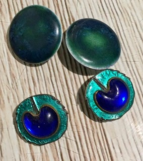 RUSKIN ENGLAND Arts & Crafts Ceramic Metal enamel Buttons