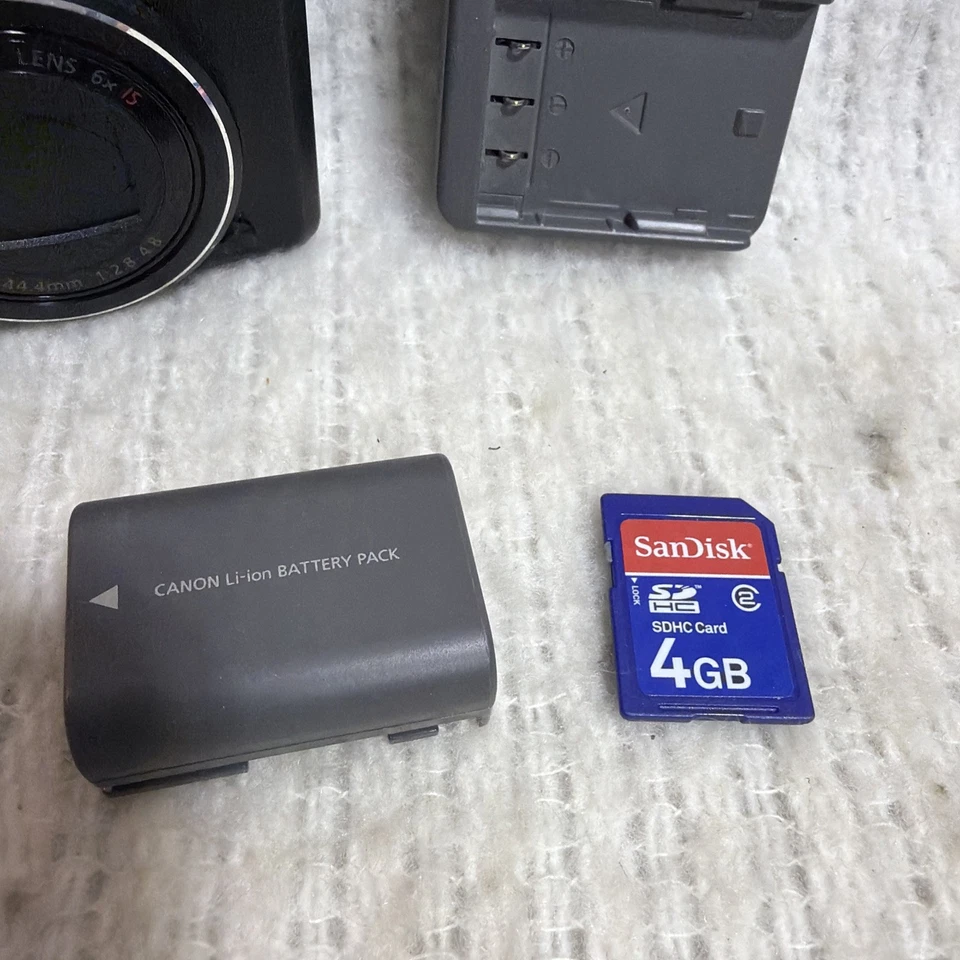 Canon Powershot G9 Digital Point-and-Shoot 6x Zoom 12.1mp - Image 2 of 4