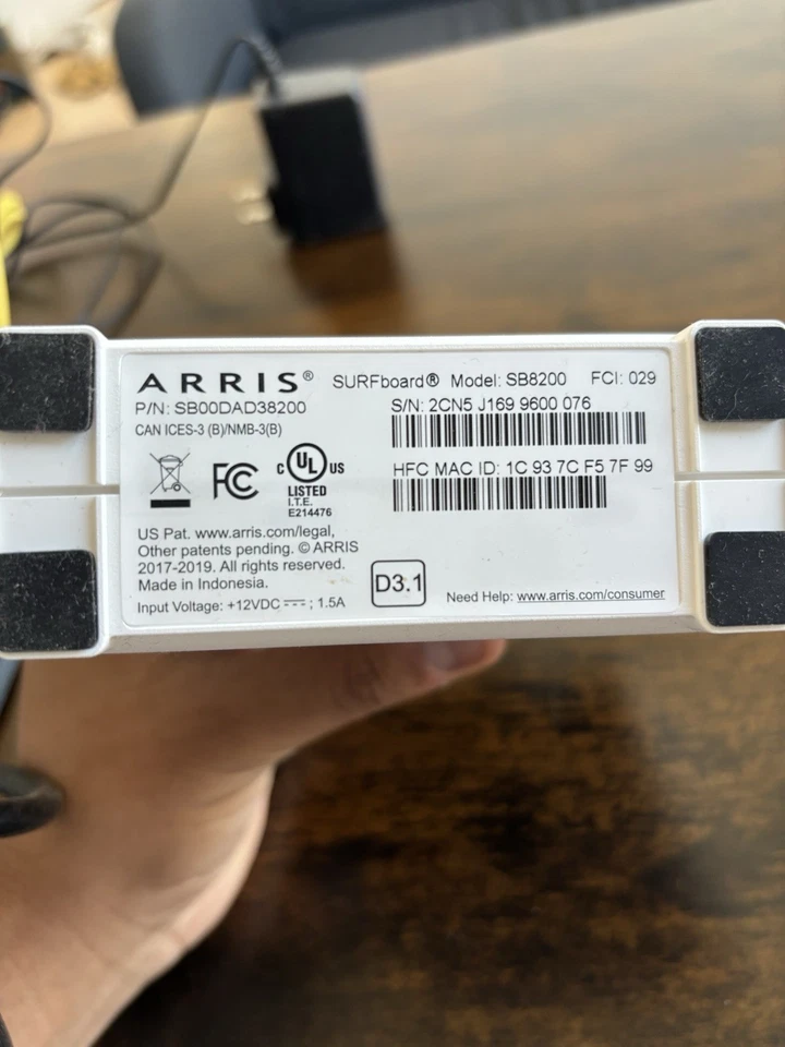 NETGEAR Nighthawk AC1750 Router DOCSIS 3.1 with Built in Cable Modem - Image 3 of 4