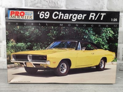 Revell Pro Modeler 1969 '69 Charger R/T 1:25 Model Kit N.O.B. 85-5937