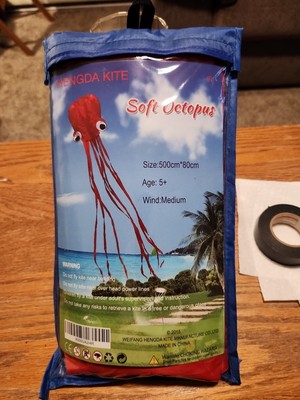New Hengda Kite Soft Octopus Kite Over 16 Ft Long Over 2 1/2 Ft Wide with String